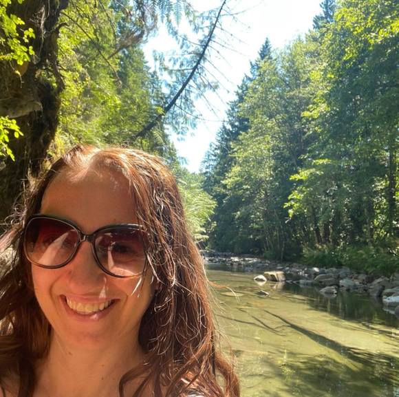 Meet your Posher, Anne - Picture 1 of 1